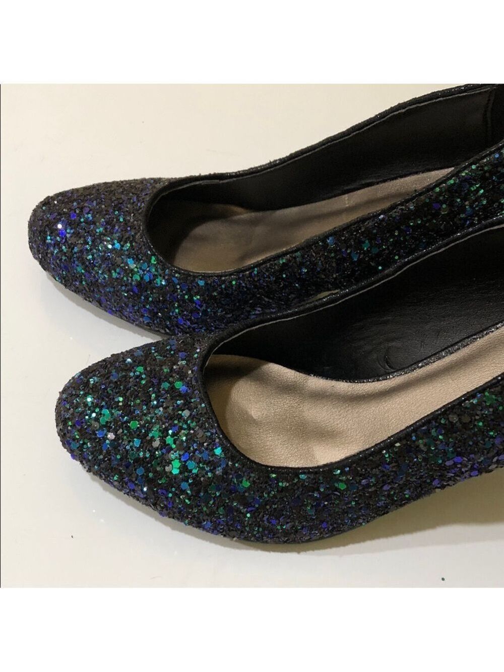 Michael Antonio Black iridescent Women’s night evening pumps women Heels 7.5
🌸 - Picture 11 of 13